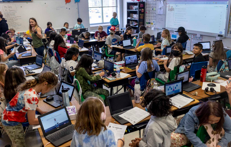 overcrowded classroom
